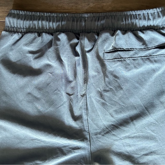 VINEYARD VINES Performance youth size XL blue lightweight pants - Picture 6 of 7